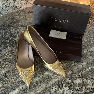 Gucci Gold Flats